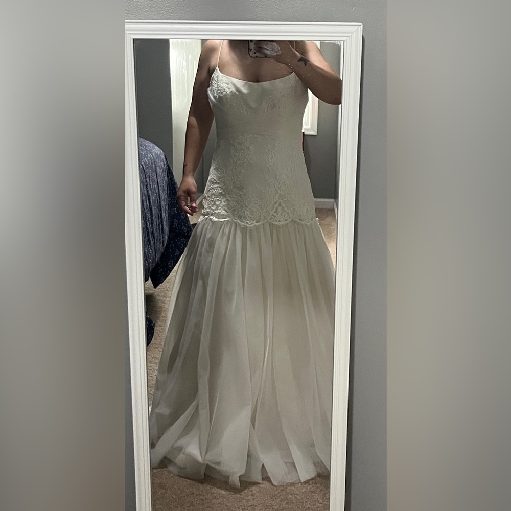Amsale Cream Lace Wedding Dress